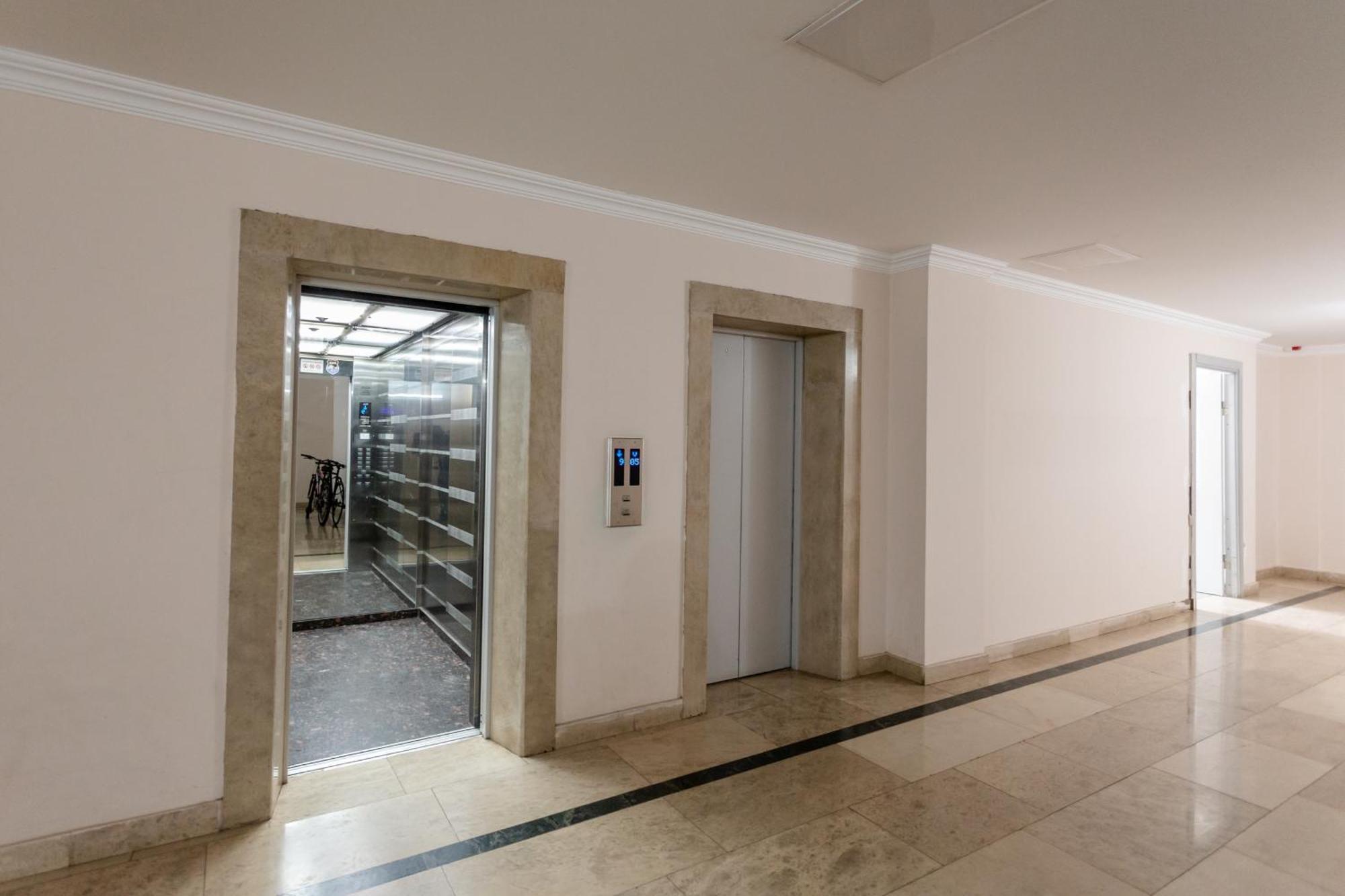 Serviced Apartment On Rustaveli Avenue 9 Tbilisi Exterior photo